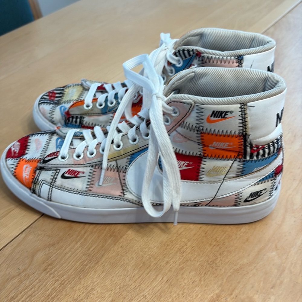 Men’s Nike Blazer Mid Patchwork Sneakers. Size 8